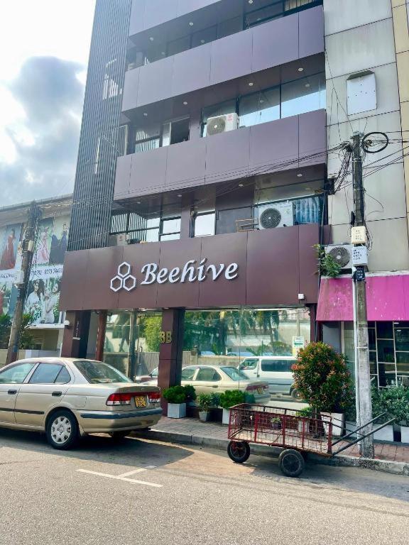 Beehive Colombo Exterior foto